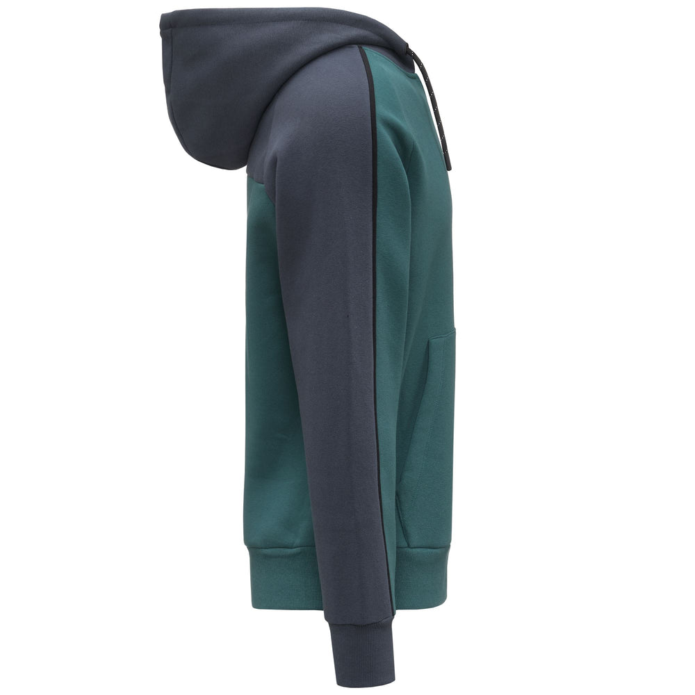 Chaqueta con capucha de polar verde para hombre con detalles en contraste 02