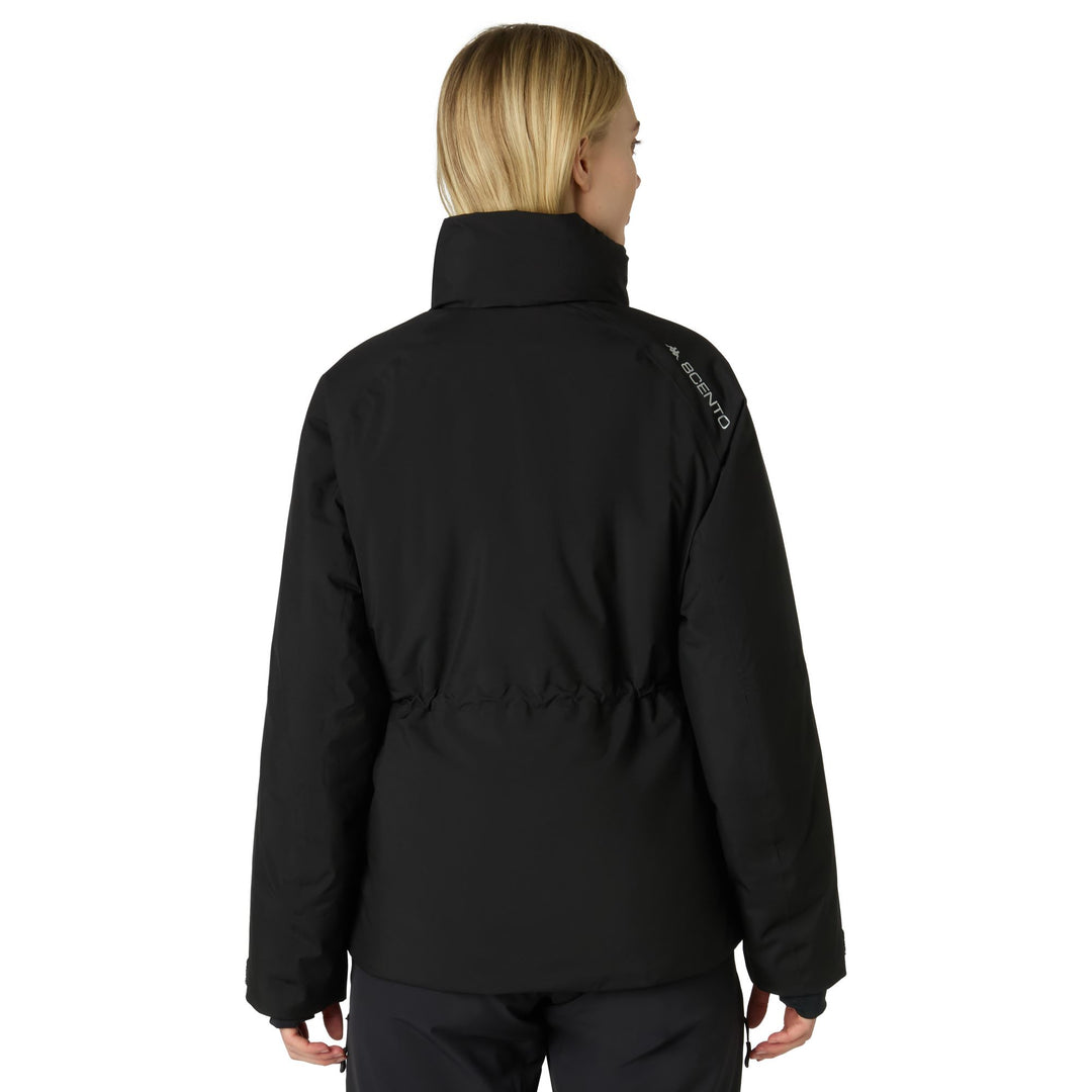Veste de ski noire isolée pour femme avec protection imperméable main