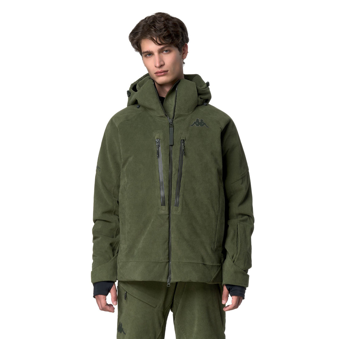 Men's Green Padded Ski Jacket with Waterproof Protection 01