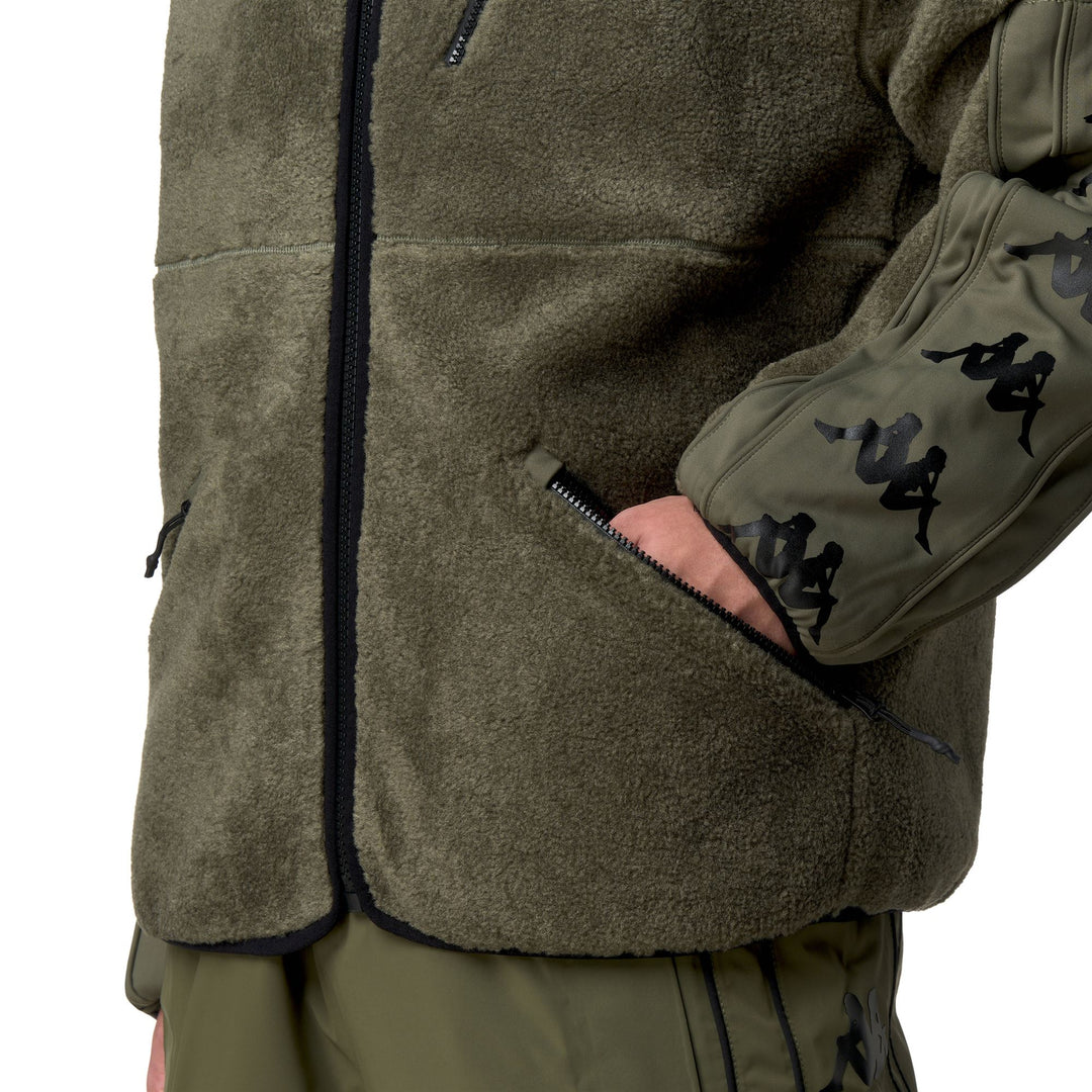 Giacca in pile unisex verde con inserti elasticizzati per lo sci main