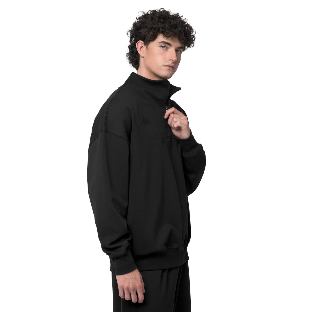 Black Men's Oversized Fleece Jumper with Half-Zip Opening main