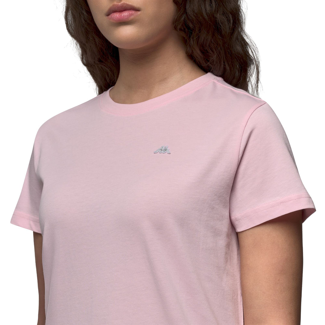 Camiseta informal de algodón rosa de corte regular para mujer main