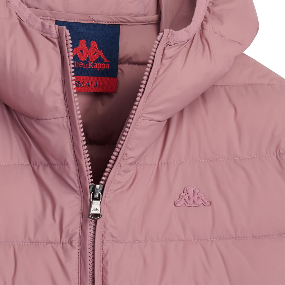 Chaqueta corta con capucha y ligero acolchado para mujer de color rojo main