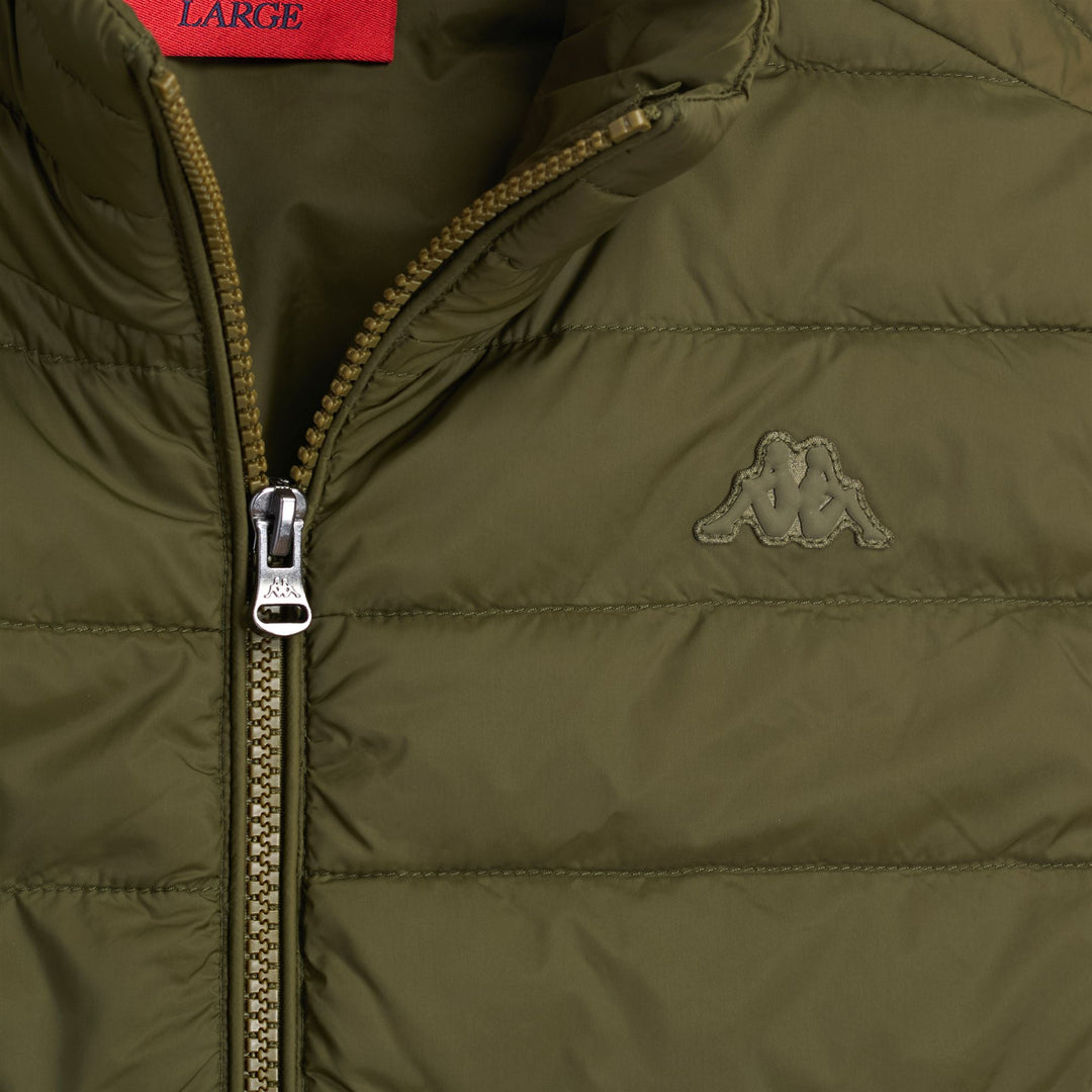Giacca gilet slim fit da uomo verde militare con imbottitura morbida main