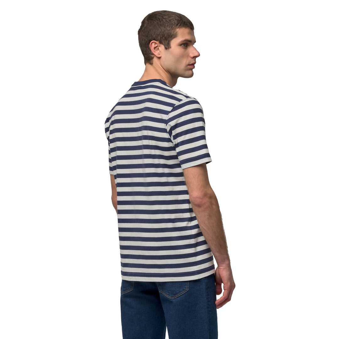 Camiseta informal de corte regular para hombre color azul con rayas teñidas en hilo main