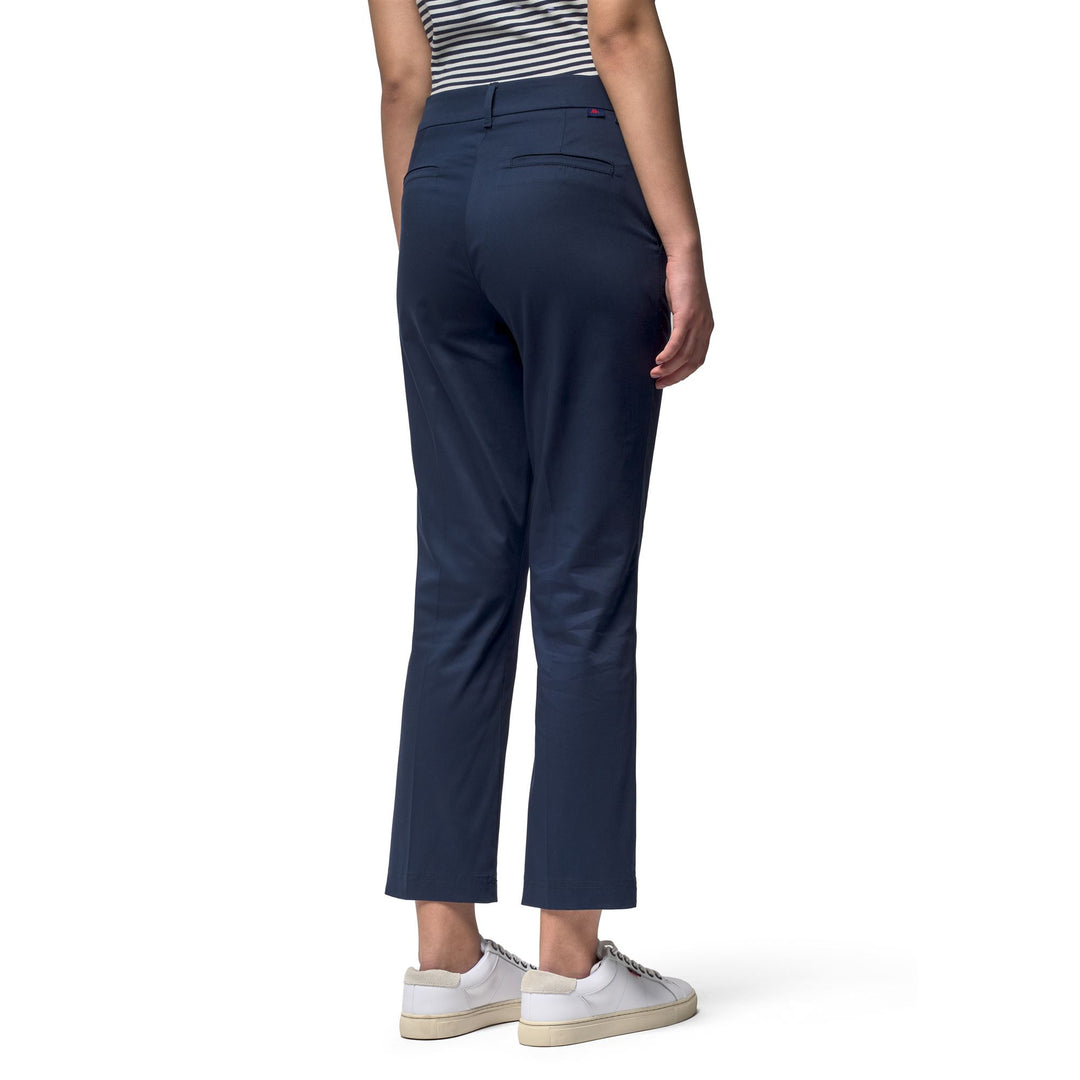 Pantalon chino capri classique bleu pour femme main