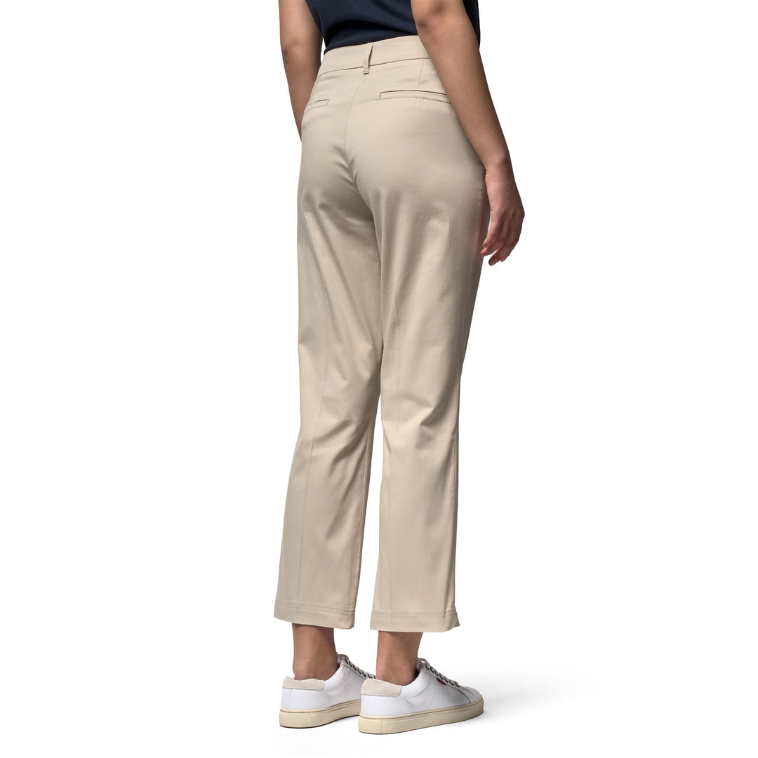 Pantalon Capri classique évasé pour femme, gris, en gabardine confort main