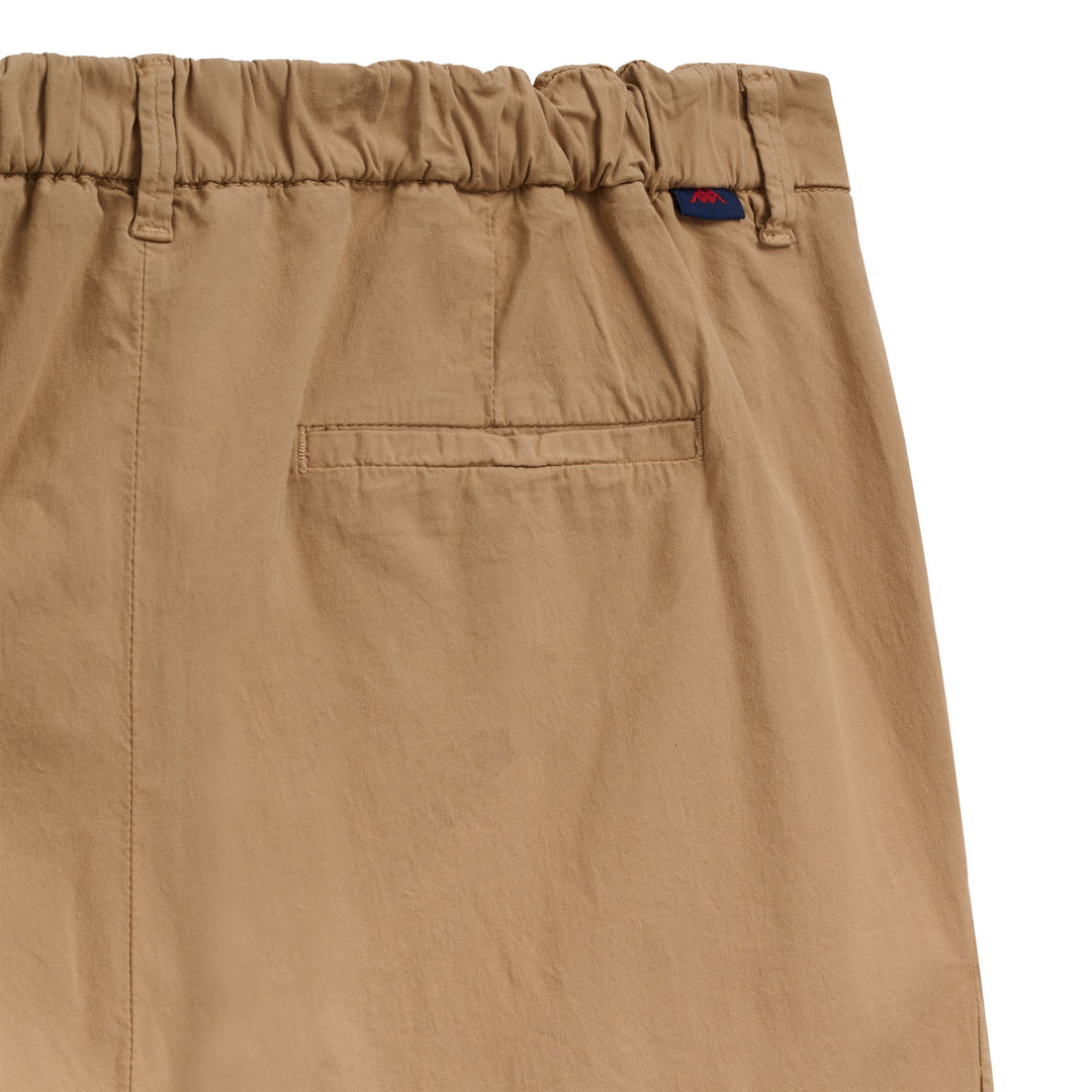 Pantaloni chino beige da donna con vestibilità comoda e vita elastica main
