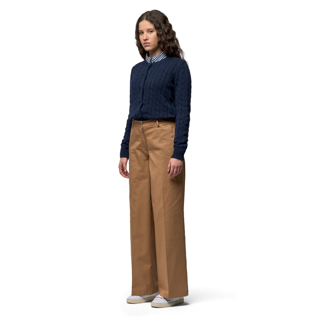 Pantalon chino décontracté pour femme, coupe large, en gabardine confortable marron main