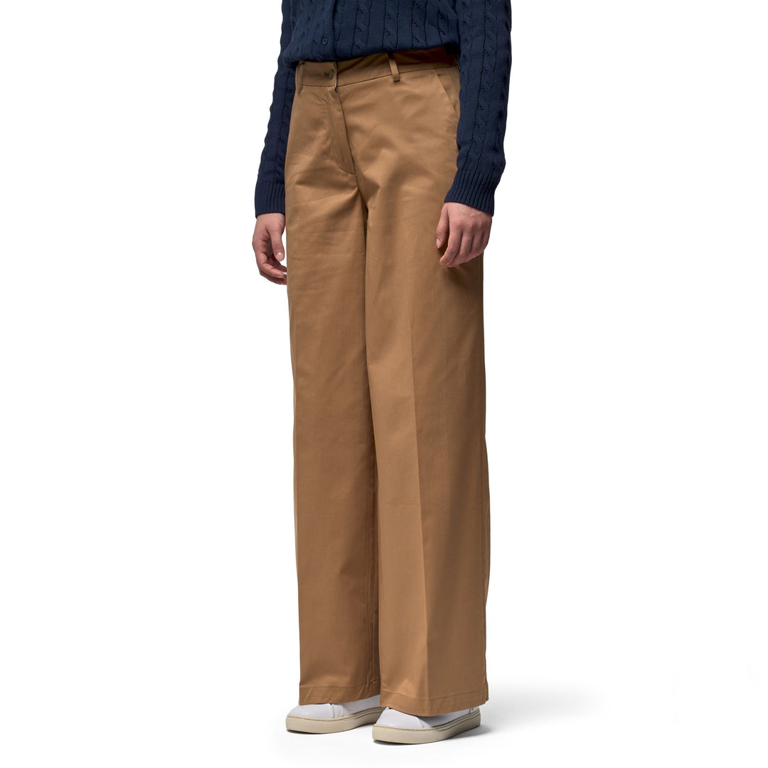 Pantalon chino décontracté pour femme, coupe large, en gabardine confortable marron 01