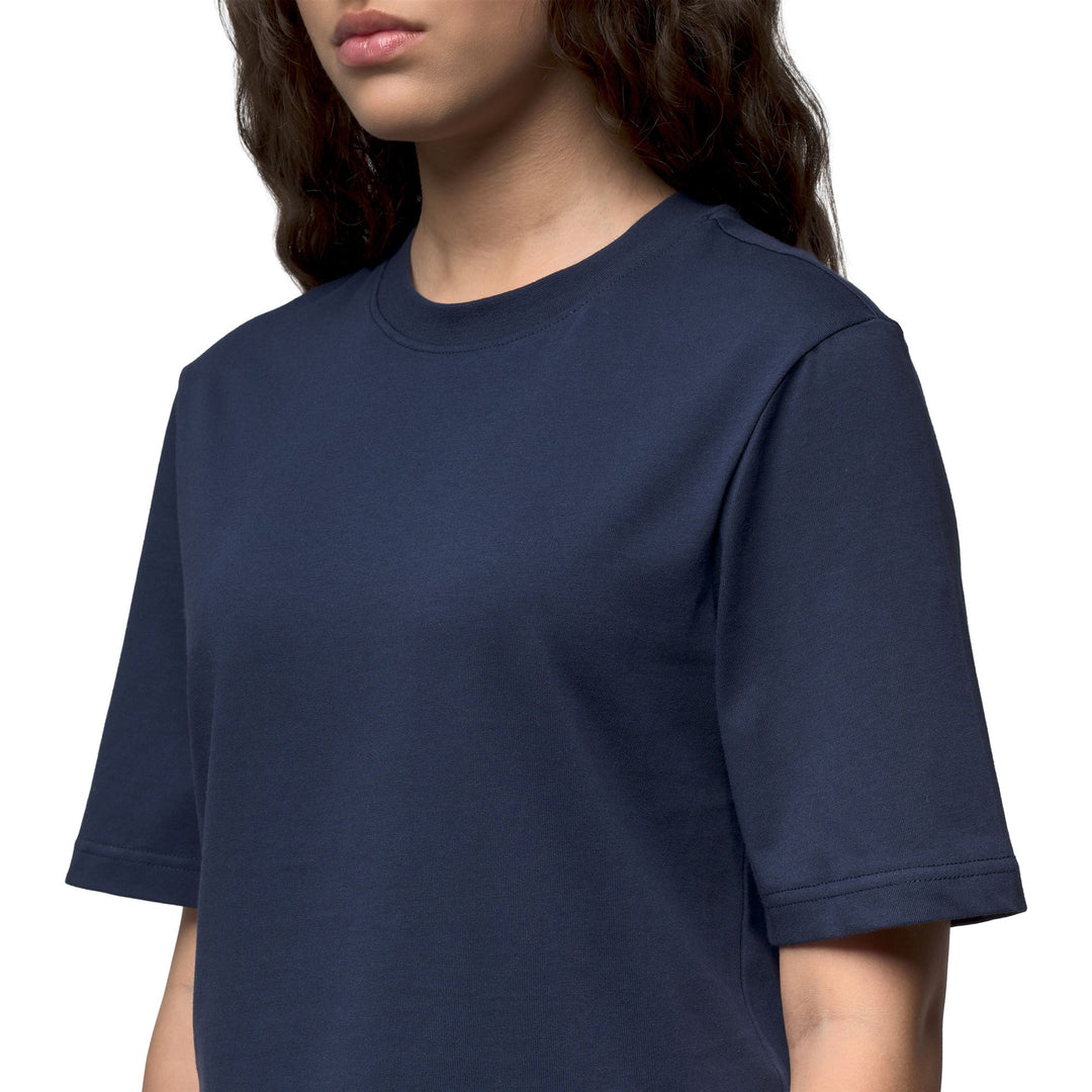 T-shirt décontracté bleu pour femme main