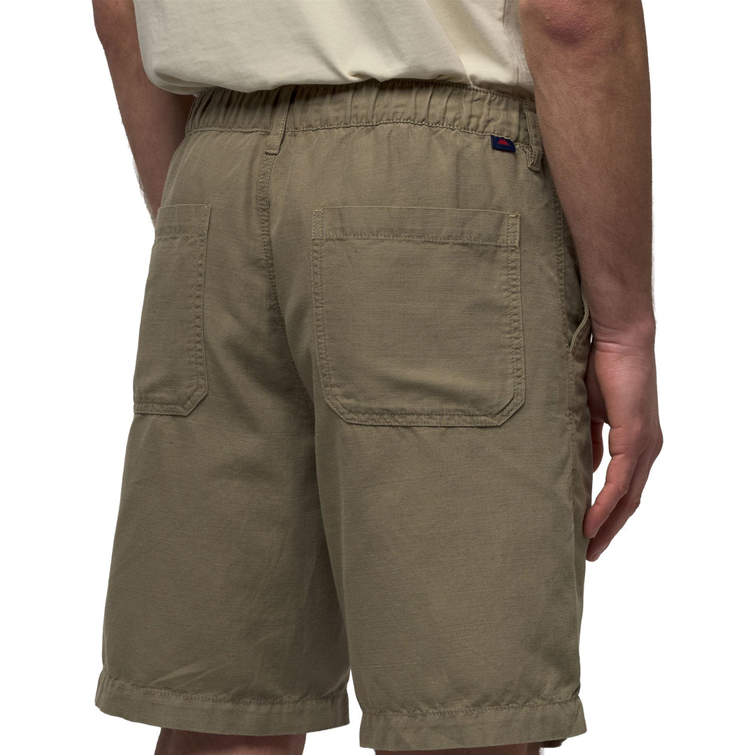 Green Men's Classic Regular Fit Chino Shorts in Linen main