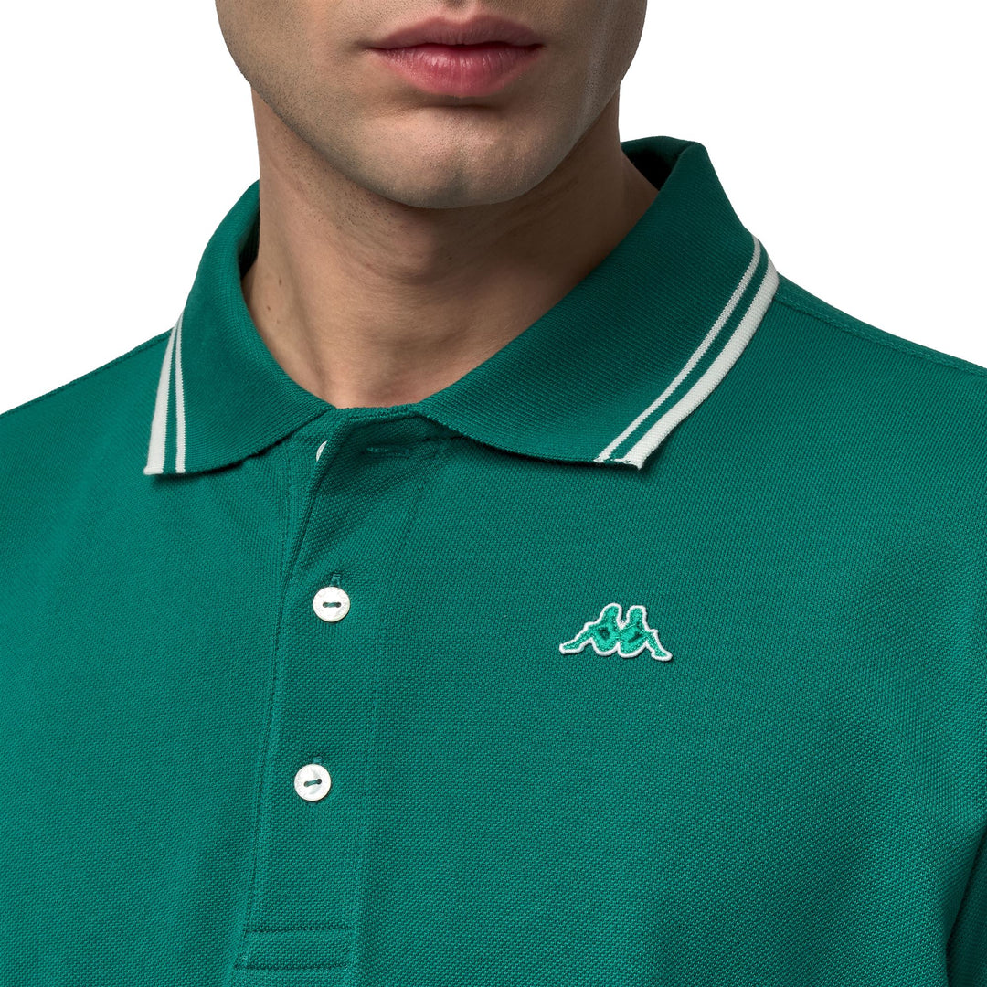 Polo en coton vert pour homme, coupe classique main