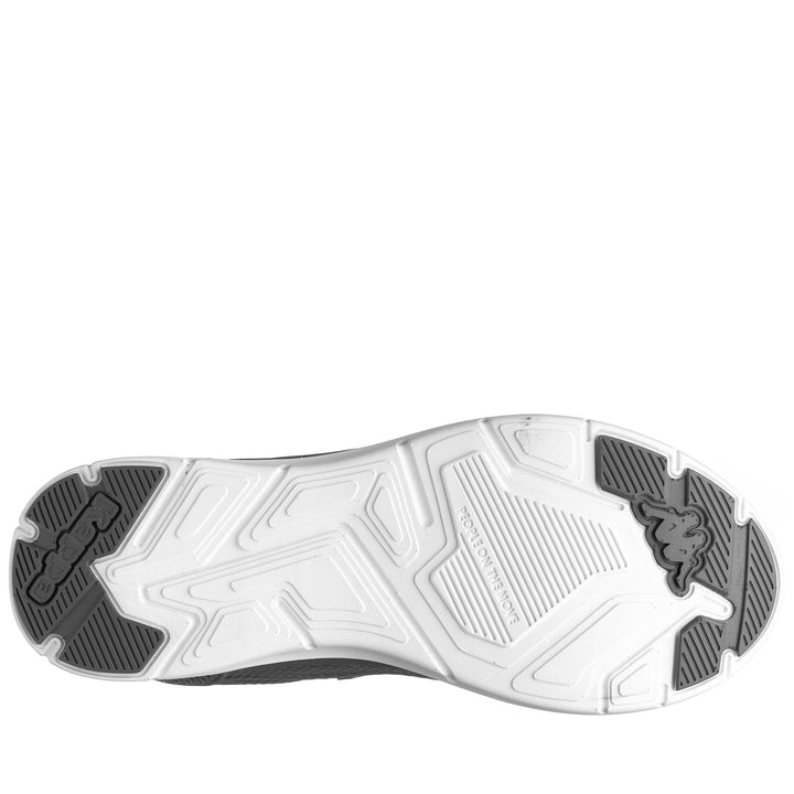 Sneakers Unisex LOGO QUANTUM 2 Low Cut GREY SMOKE-WHITE Dressed Front (jpg Rgb)	