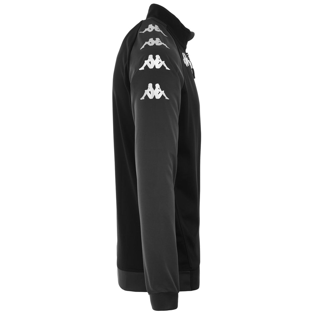 Fleece Man KAPPA4SOCCER TRIESTE Jumper BLACK - GREY SHADOW DK Dressed Front (jpg Rgb)	