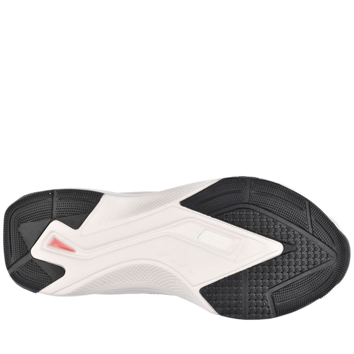 Sport Shoes Unisex KOMBAT PERFORMANCE 1 PRO Low Cut BLACK - WHITE Dressed Front (jpg Rgb)	