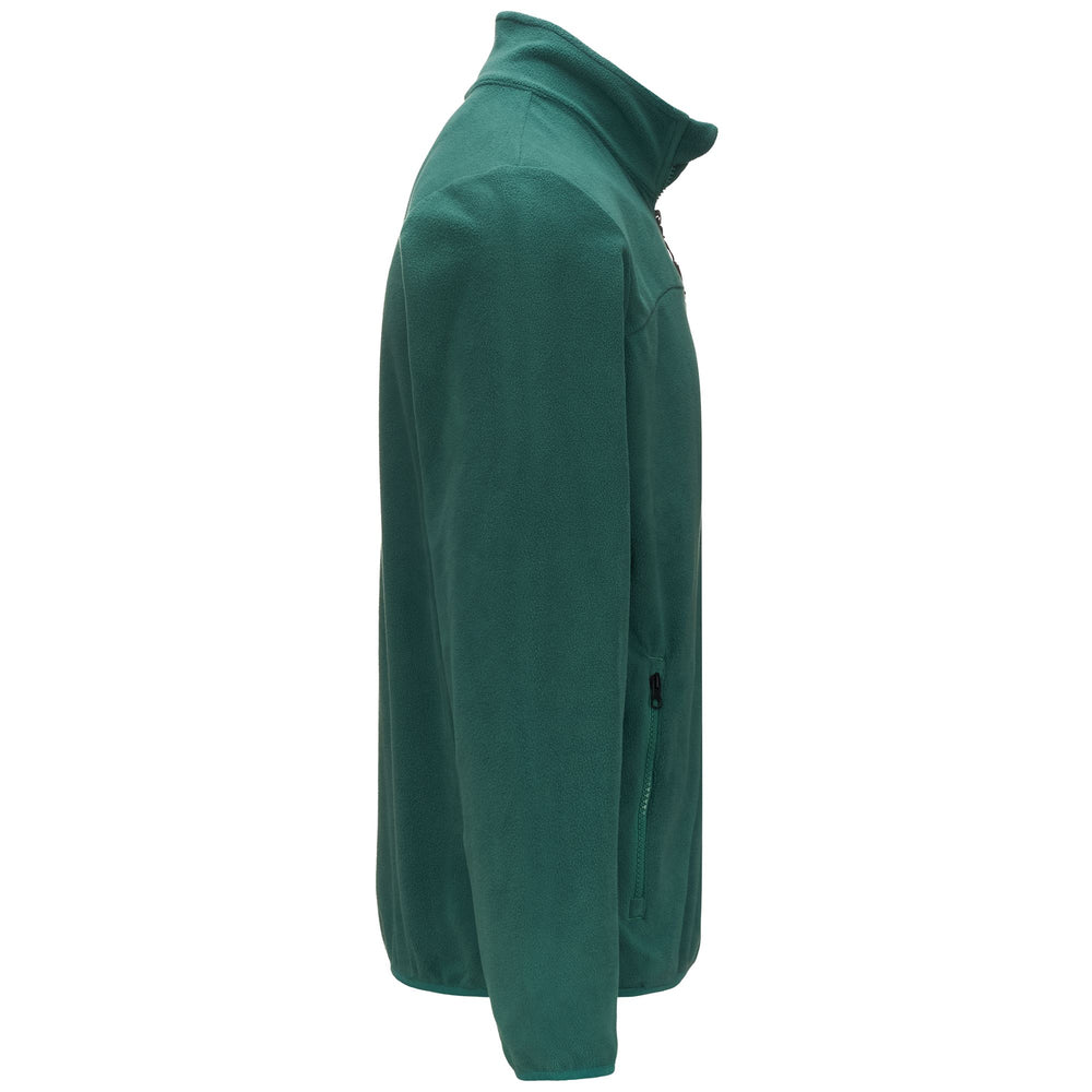 Fleece Man WIND Jacket GREEN PINE Dressed Front (jpg Rgb)	
